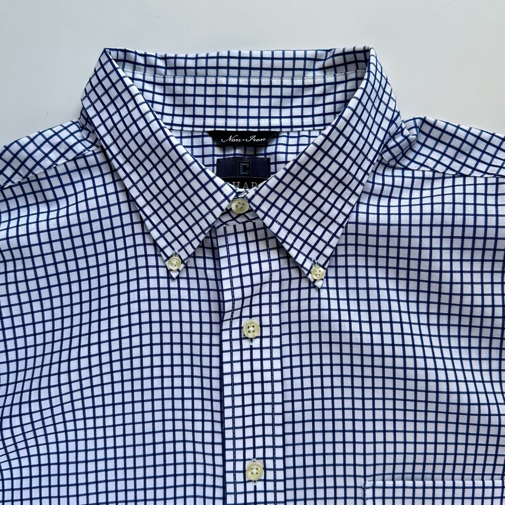 Chap's Men's Classic Fit No-Iron Dress Shirt